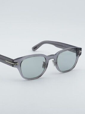 Tom Ford FT1041-D 20A Sunglasses Grey Square Frame, Grey Lenses